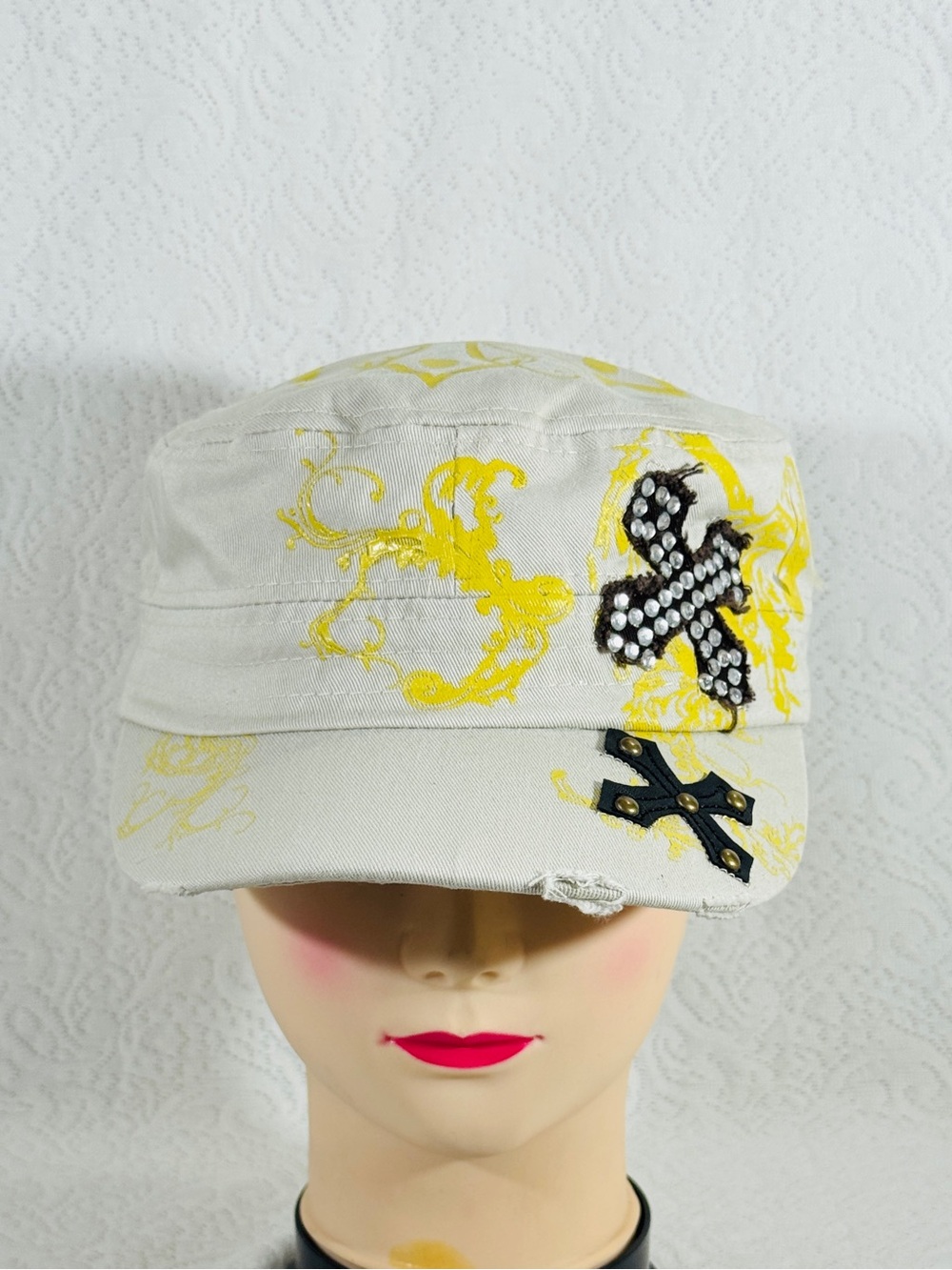 New With Tag Women’s Embellished Military Cap hat in Ivory and Yellow